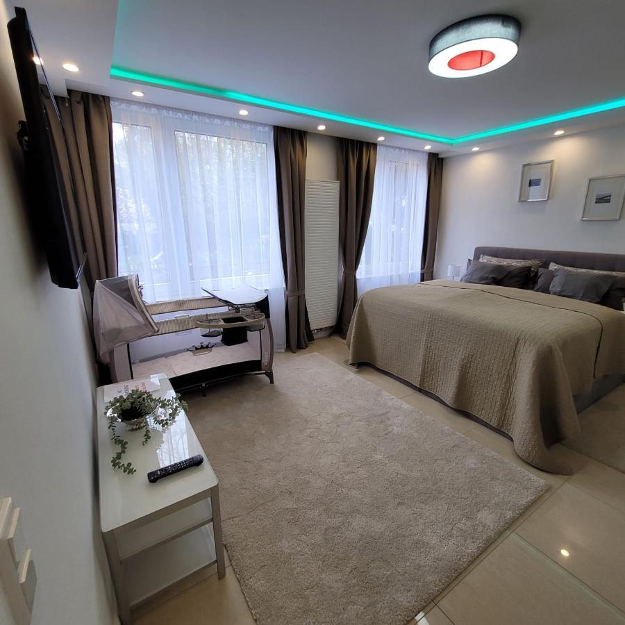 3 Zimmer Wohnung - Keine Party Wohnung ! 6 Personen Дюссельдорф Экстерьер фото